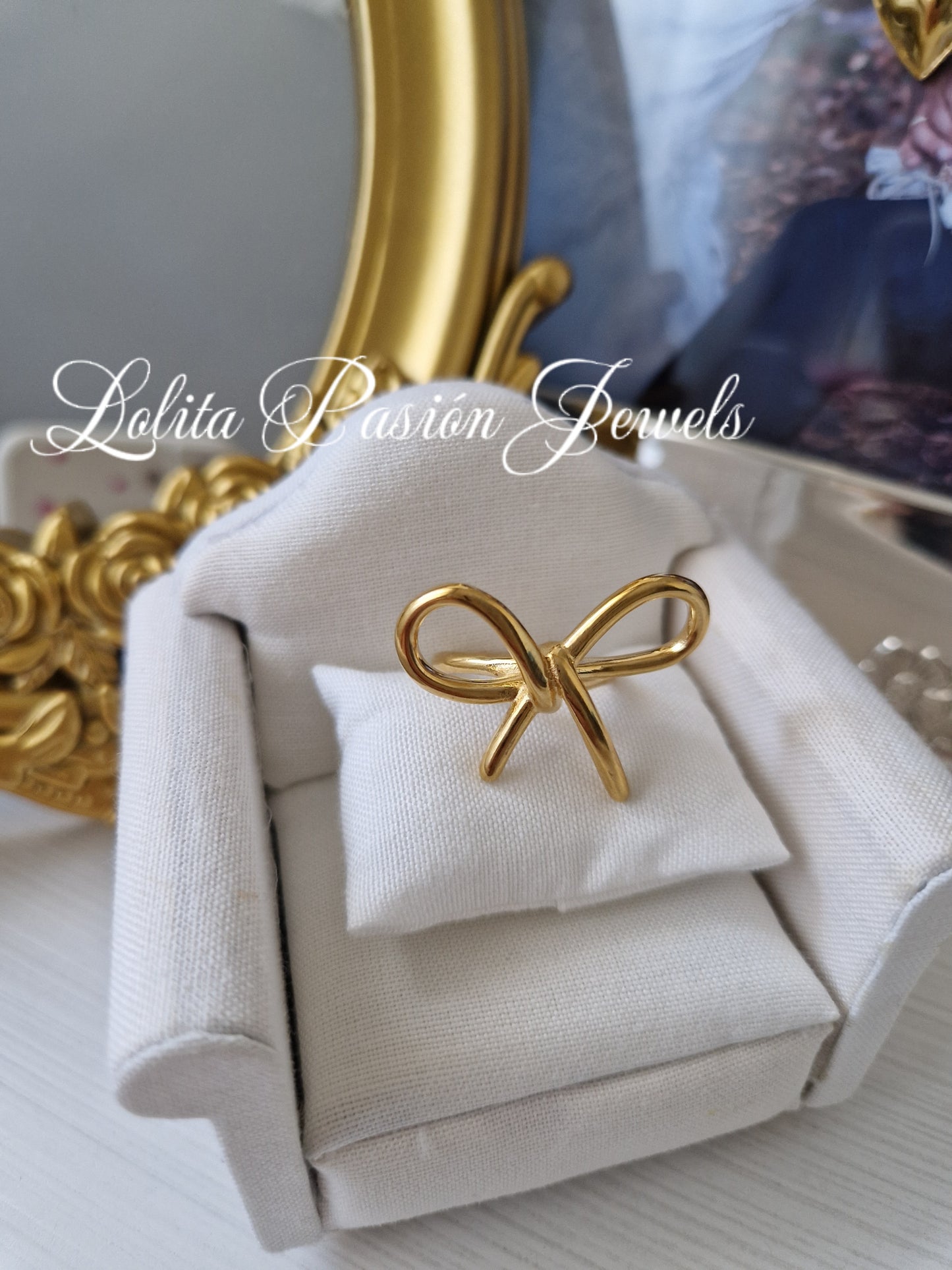 Anillo lazo dorado