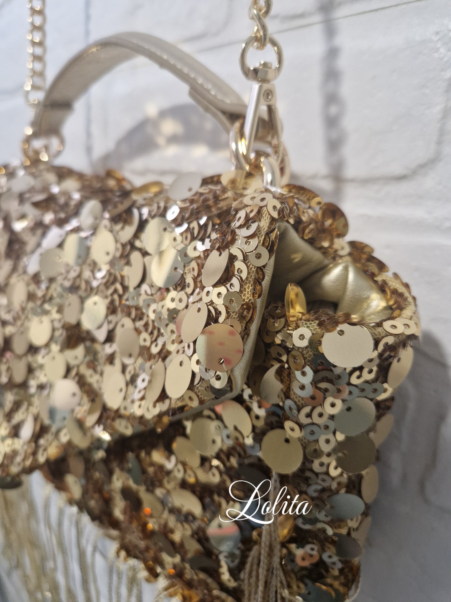 Bolso dorado lentejuelas