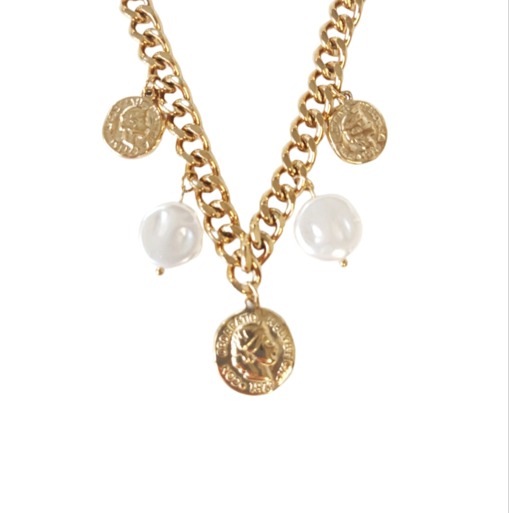 Collar dorado monedas perlas