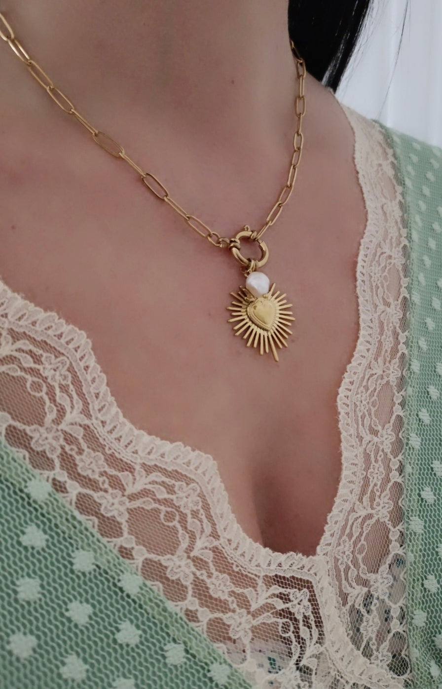 COLLAR DONCELLA