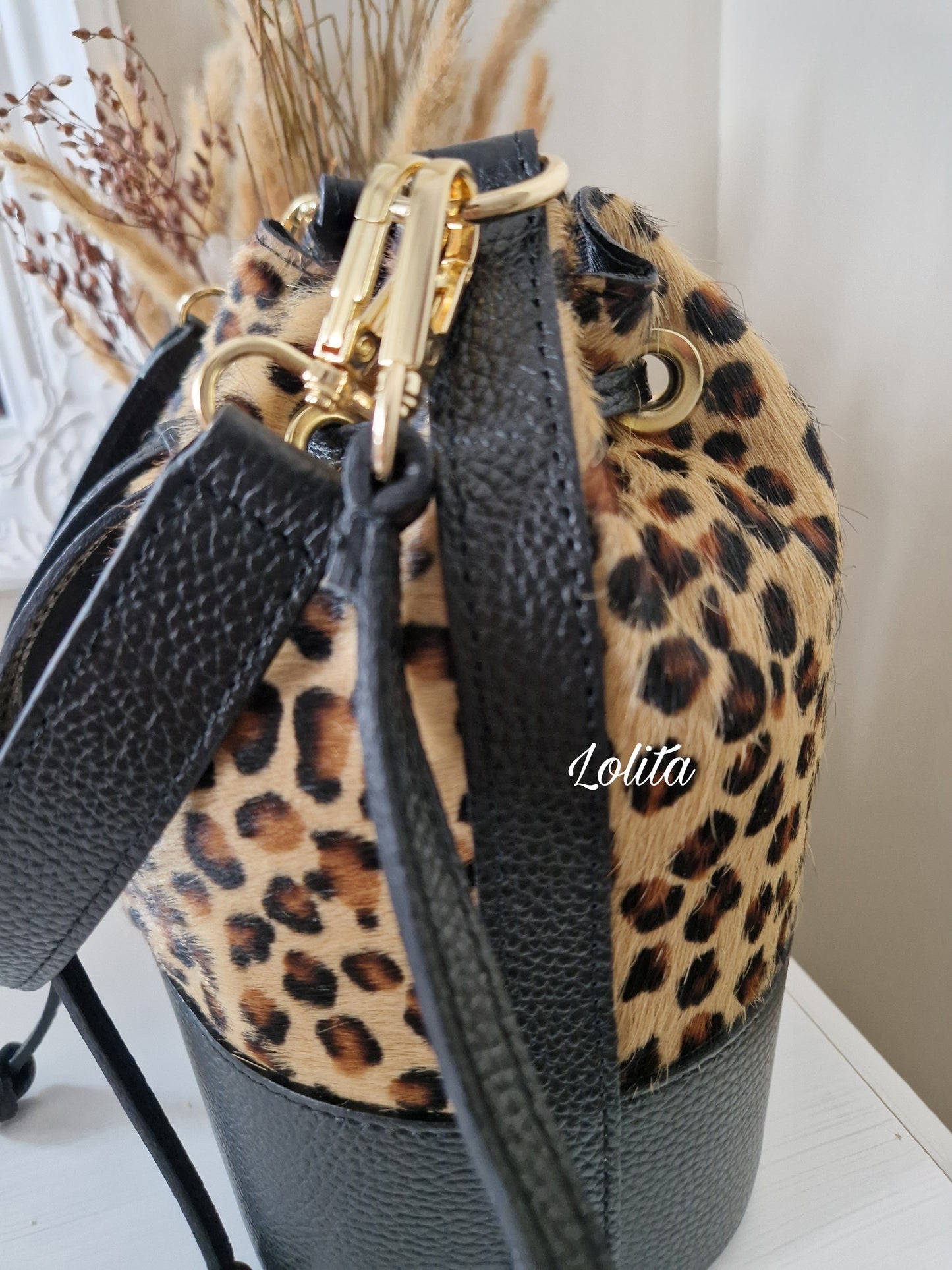 BOMBONERA PIEL LEOPARDO