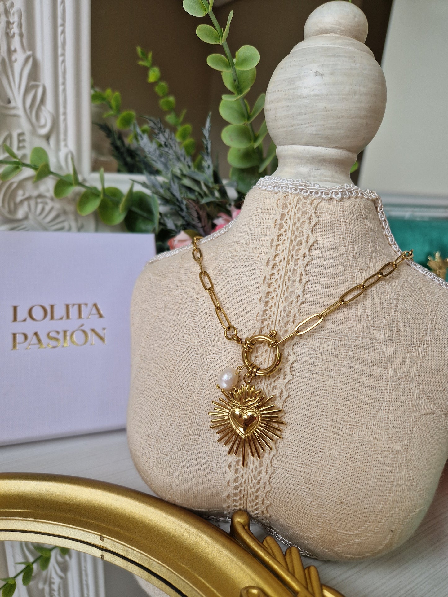 COLLAR DONCELLA