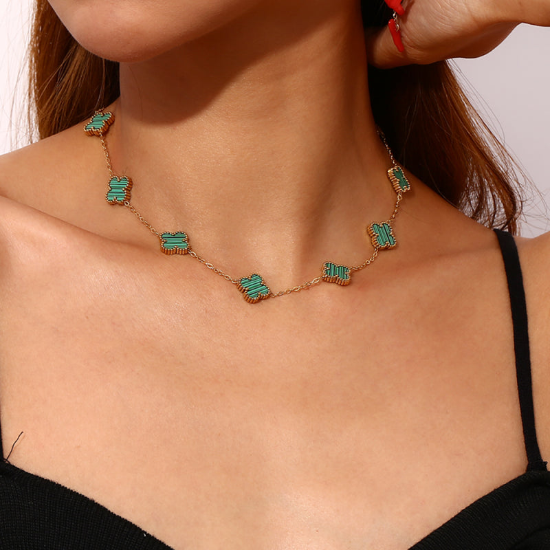 COLLAR TRÉBOL VERDE