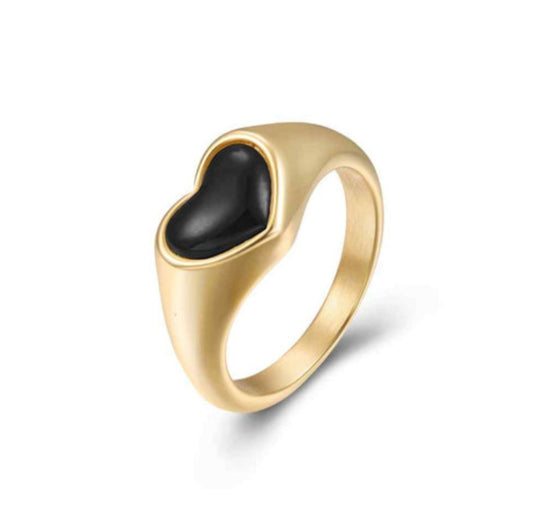 Anillo corazón ónix bañado en Oro 18k